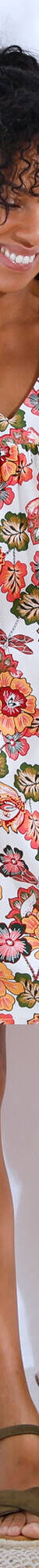 Robe courte fluide, imprimé floral (écru / corail) Robe courte fluide, imprimé floral (écru / corail)